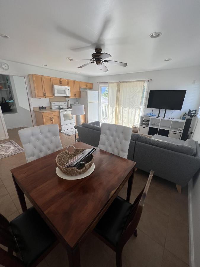 Kailani Loft, Kailua Coconut Grove 1-Bedroom エクステリア 写真